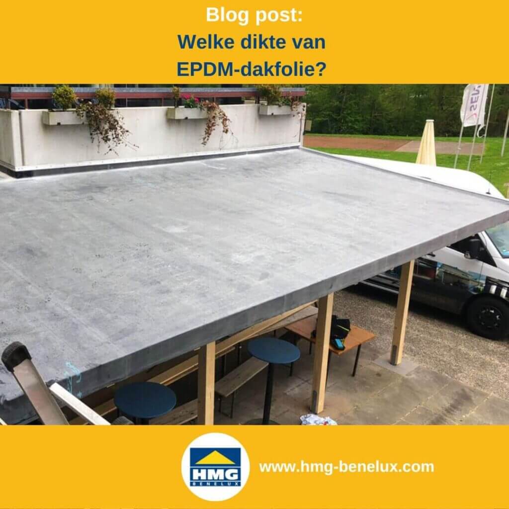 EPDM dakbaan op een terrasoverkapping, geïnstalleerd en klaar voor gebruik, gepresenteerd door DACHPROTECT.